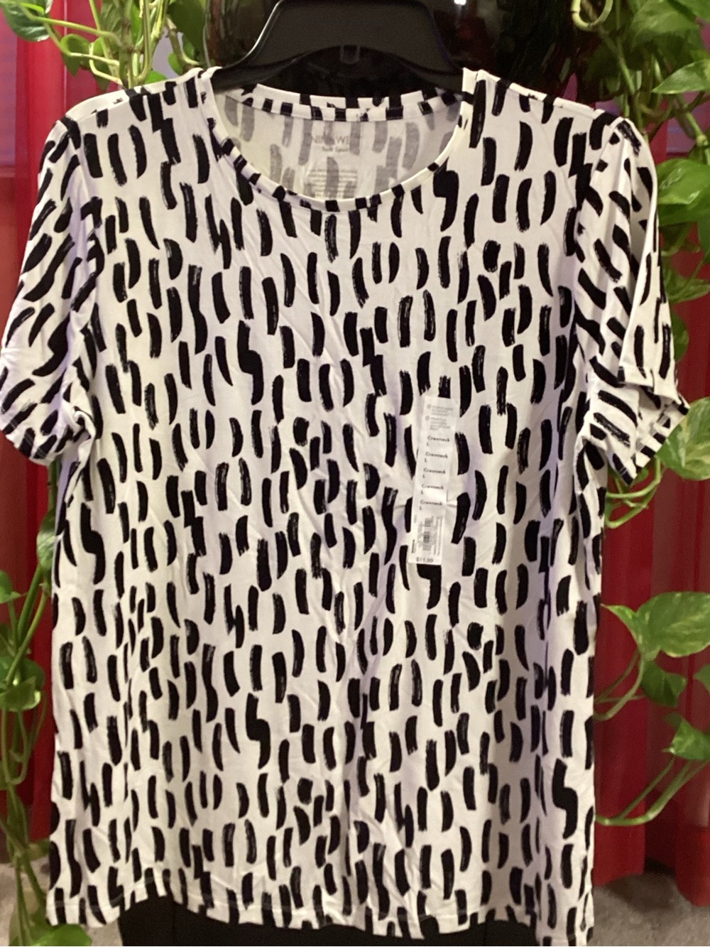 Nine West Black and White Short Sleeve Printed Crewneck Tee